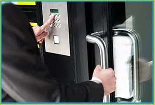 West Palm Beach Advantage Locksmith West Palm Beach, FL 561-571-3543 - 9-commercial-door-lock